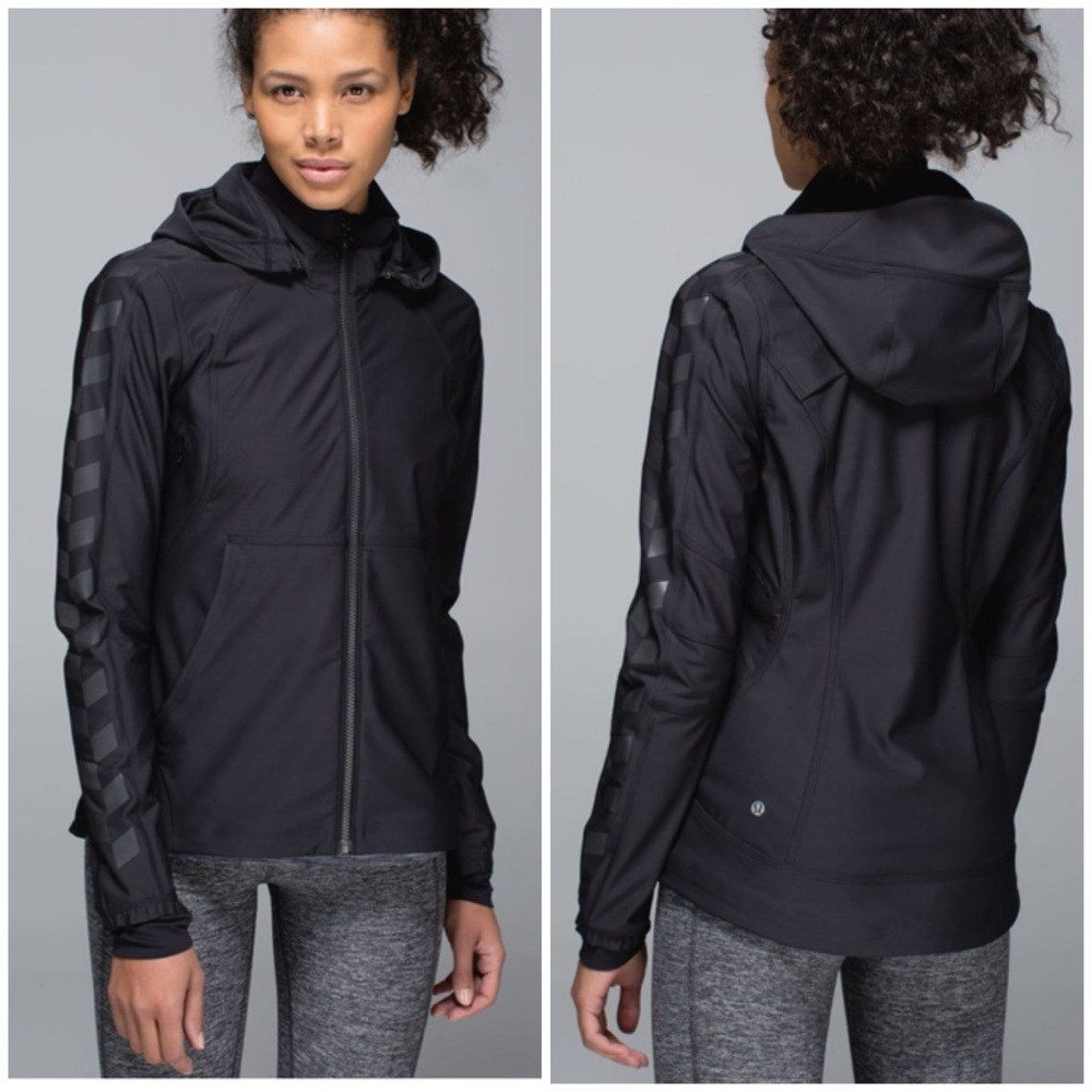 Lululemon Feelin' Frosty Softshell Jacket in Black